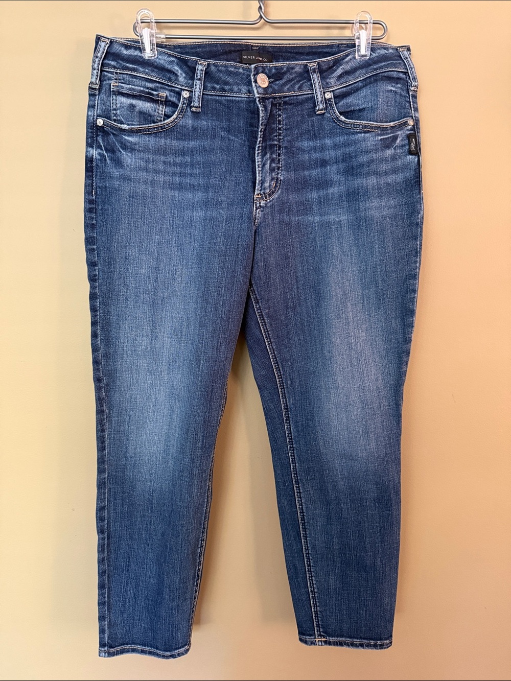 Silver Jeans Suki Skinny Crop Jeans in Medium Blue Wash